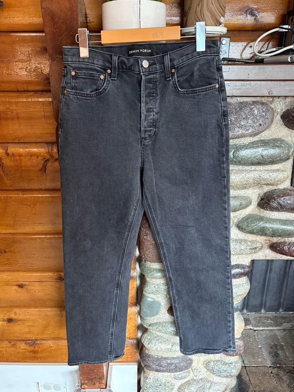Aritzia Denim Forum Arlo High Rise Straight Washed Black Jeans